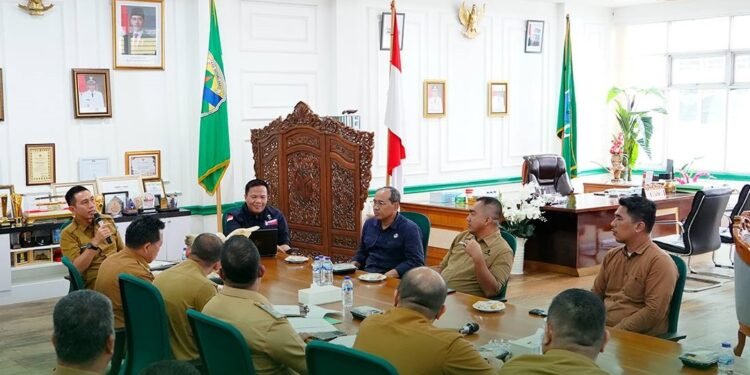 Bupati Mhd Fadhil Arief Terima Kunjungan Kerja Tim Penilai Adipura