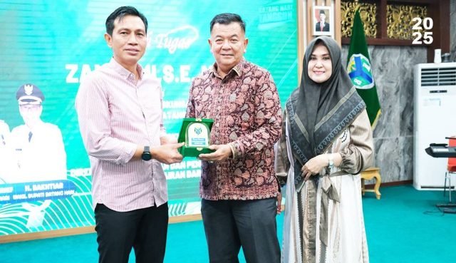 Bupati Mhd Fadhil Arief Hadiri Acara Alih Tugas Kepala Dinas Lingkungan Hidup
