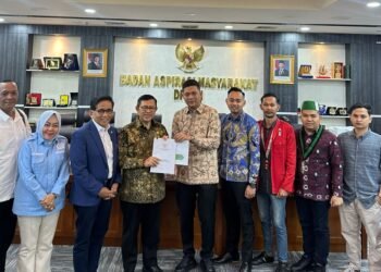 Ketua DPRD Provinsi Jambi Sampaikan Aspirasi Aliansi Masyarakat Jambi ke Senayan