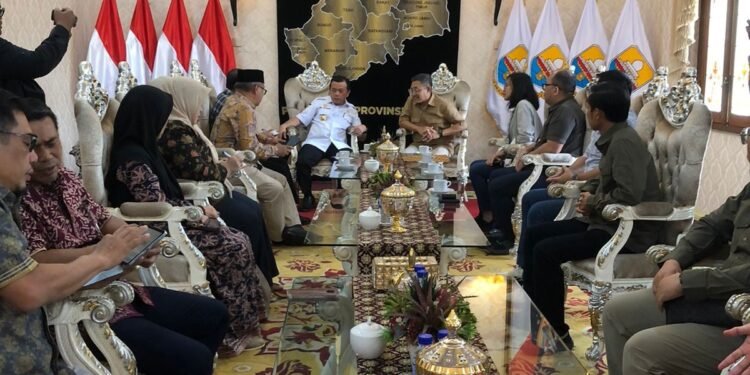 Gubernur Jambi Bersama PT Hutama Karya Bahas Pengoperasian Tol Tempino- Simpang Ness