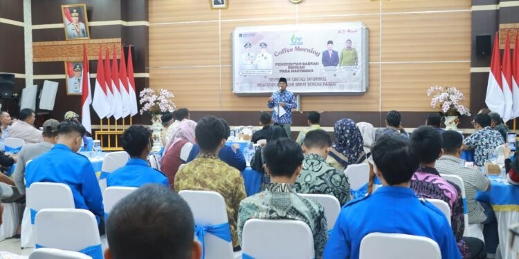 Pererat Sinergi dengan Insan Pers Bupati Tanjab Barat Gelar Coffee Morning