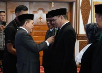 Gubernur Al Haris Lantik Direksi Baru Bank Jambi