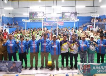 Bupati Tanjab Barat Resmi Buka Kejurprov PBSI Jambi