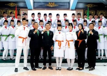 Bupati Mhd Fadhil Arief Kukuhkan Paskibraka