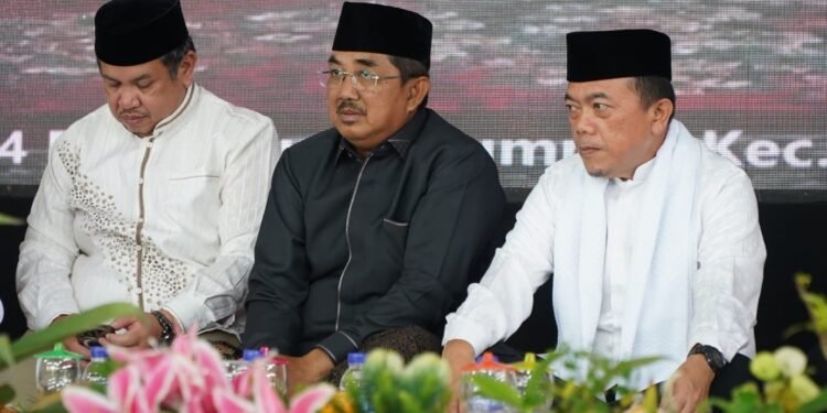 Gubernur Al Haris Hadiri Peringatan Maulid Nabi di Ponpes Kumpeh Daaru At-Tauhid