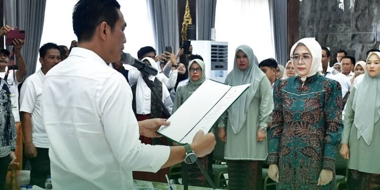 Bupati Fadhil Arief Kukuhkan Bunda Literasi Kabupaten Batang Hari