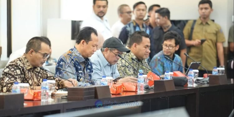 Bupati Bambang Bayu Suseno Ikut Rapat Bersama Dirjen Minerba