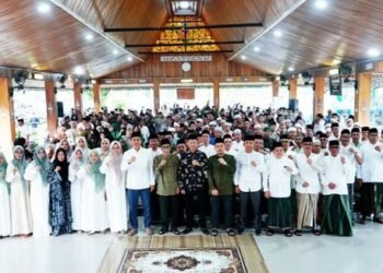 Bupati Mhd Fadhil Arief didampingi Wakil Bupati H.Bakhtiar Peringati Malam Nuzul Qur’an