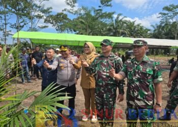 Bupati Tanjabtim Hadiri Wisuda Tahfidz Quran dan Dampingi Pangkogabwilhan I