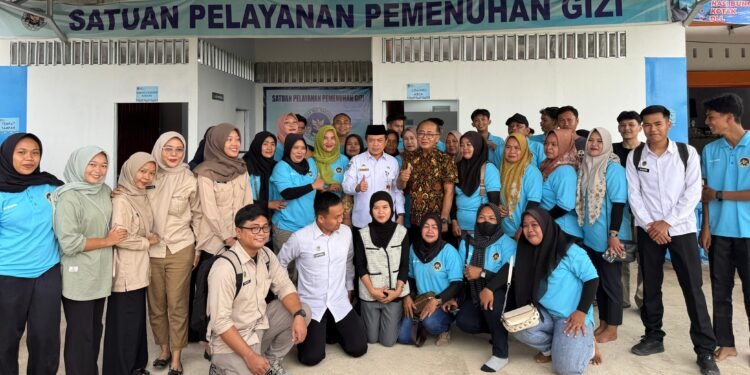 Gubernur Al Haris Tinjau SPPG di Kecamatan Pemayung