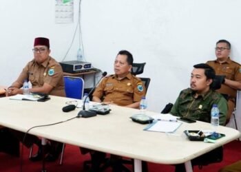 Penjabat Sekda dan Ketua DPRD Batang Hari Mengikuti Zoom Meeting Bersama Mendagri