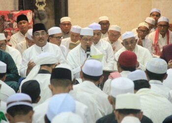Bupati Anwar Sadat Hadiri Haul Akbar Sulthanul Aulia Syekh Abdul Qadir Al-Jailani