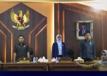 Rapat DPRD Batang Hari Penyampaian Jawaban  Dewan  Atas Dua Ranperda Inisiatif