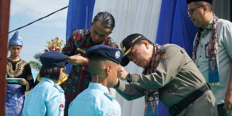 Gubernur Al Haris Kukuhkan 278 Siswa Baru SMA Titian Teras Angkatan XXXII