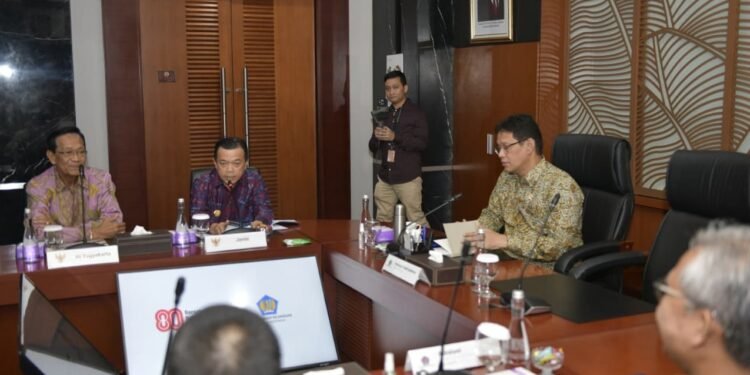 Gubernur Al Haris Sampaikan Keluhan Daerah Terkait Penurunan TKD ke Menkeu