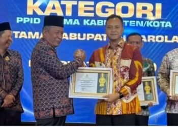 Pemkab Sarolangun Sandang Predikat Terbaik Pelayanan Informasi Publik