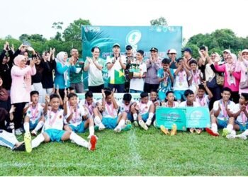 Bupati Fadhil Arief Tutup Turnamen Sepak Bola Liga Pelajar