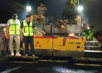 Dinas PUPR Provinsi Jambi Melakukan Perbaiki Jalan Pasar Talang Banjar