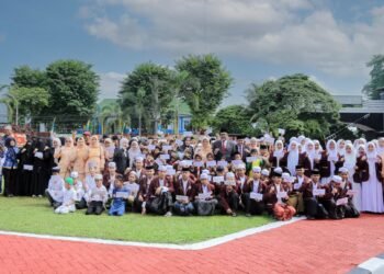 Memperingati Hari Bakti PU ke 80 Dinas PUPR Jambi Bagikan Sembako ke Anak Yatim