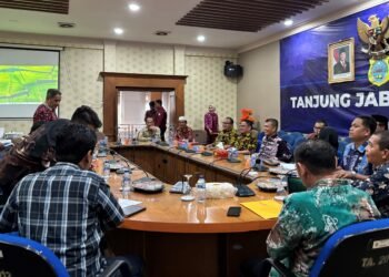 Pertemuan Pansus I DPRD Jambi Bersama Bupati Tanjabtim Terkait PI 10 Persen Menghasikan Beberapa Kesepakatan  ‎