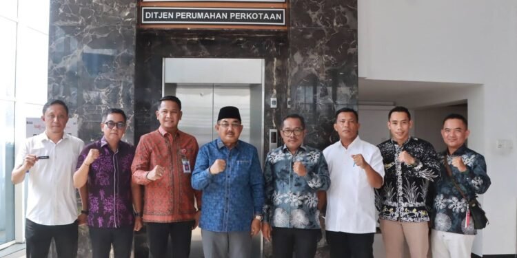 Bupati Anwar Sadat Perjuangkan Tambahan Program Bedah Rumah ke Dirjen Perumahan