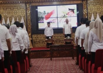 Gubernur Al Haris Tandatangani Perjanjian Kerja 2026