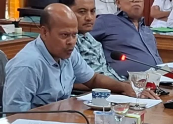 Anggota DPRD Batang Hari Gebrak Meja Berang dengan PT. SPI