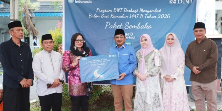 Bupati Anwar Sadat Apresiasi Penyaluran Paket Sembako Ramadhan Oleh BNI Kuala Tungkal