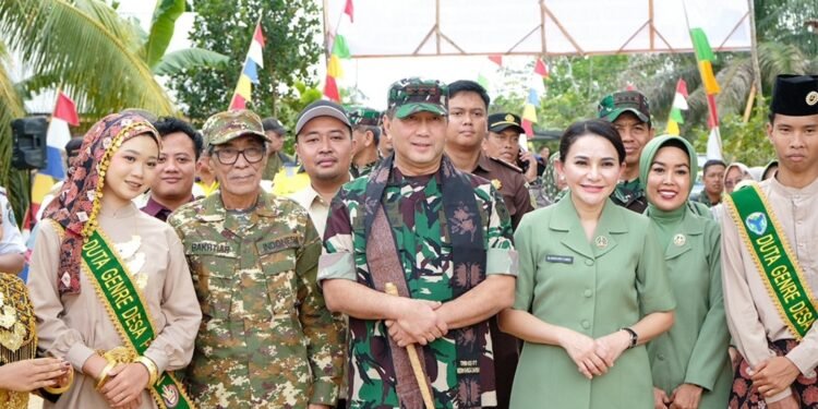 Wakil Bupati Batang Hari Hadiri Penutupan TNI TMMD ke 127