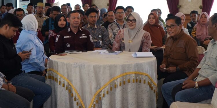 Bupati Dillah Terima Kunjungan Anggota DPR RI