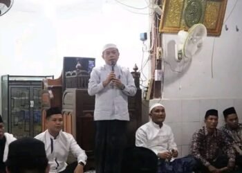 Bupati Sarolangun Dampingi Gubernur Jambi Safari Ramadhan ke Dusun Sekeladi