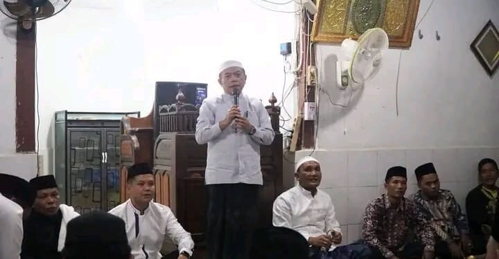 Bupati Sarolangun Dampingi Gubernur Jambi Safari Ramadhan ke Dusun Sekeladi