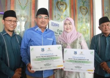 Bupati Anwar Sadat Pimpin Aksi Zakat