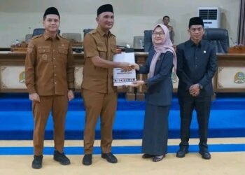 DPRD Sarolangun Gelar Rapat Paripurna Tingkat I Tahap II Pandangan Umum Fraksi