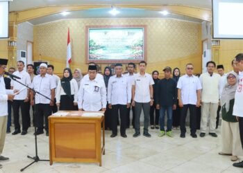 Bupati Anwar Sadat Kukuhkan KKMD Tanjab Barat