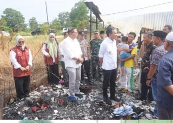 Wakil Bupati Muaro Jambi Kunjungi Korban Kebakaran