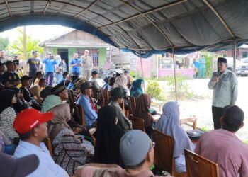 Bupati Anwar Sadat Kunjungi Korban Kebakaran di Teluk Nilau