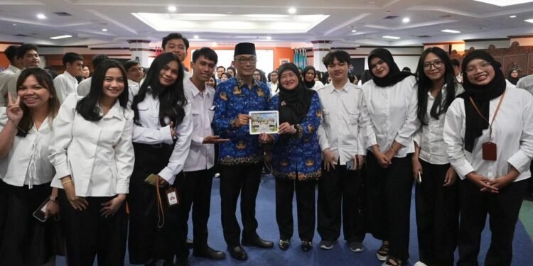 Kepala BKN Pusat Bekali Peserta MagangHub dengan Kunci Keberhasilan di Dunia Kerja