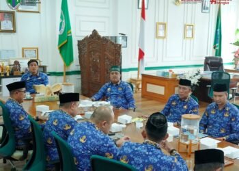 Bupati Fadhil Arief Mengadakan Rakor Evaluasi dan Penetapan Pendapatan Daerah