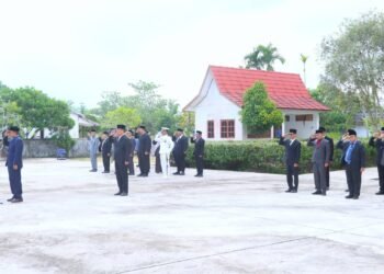 Bupati dan Wakil Bupati Tanjab Barat Ziarah Nasional Peringati Harkitnas ke 118