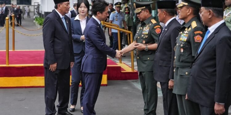 Panglima TNI Dampingi Menhan RI Terima Kunjungan Menhan Jepang