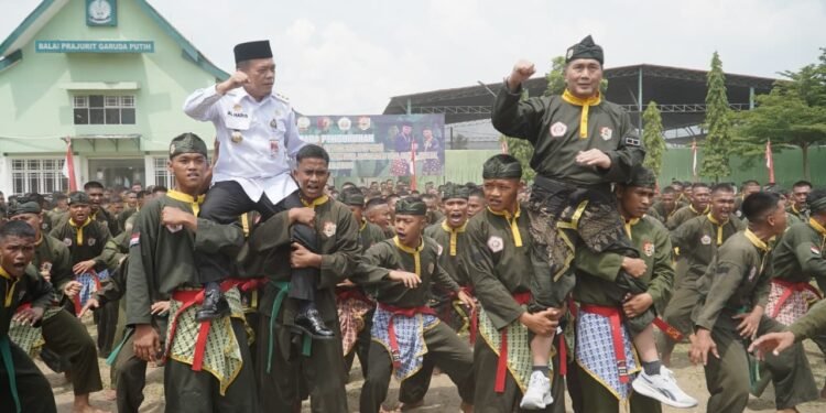 Gubernur Al Haris Kukuhkan Pencak Silat Militer