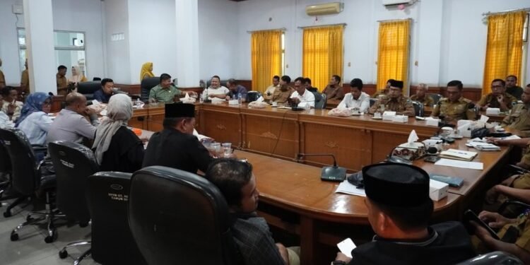 DPRD Batang Hari Menggelar Rapat Paripurna Lintas Komisi