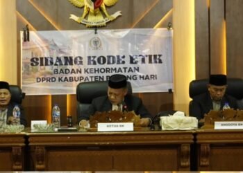 Badan Kehormatan DPRD Batang Hari Mengadakan Sidang Kode Etik
