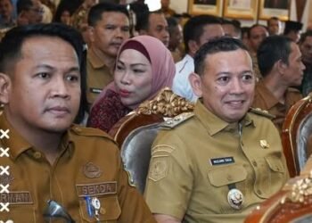 Wabup Tanjab Timur Hadiri Peresmian POSBANKUM