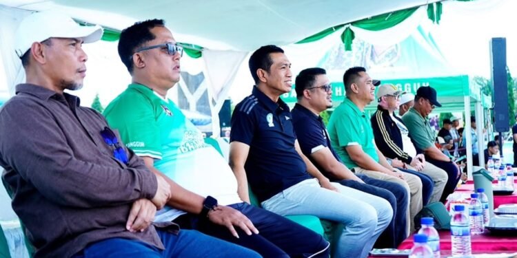 Bupati Fadhil Arief Saksikan Laga Final antara MTSN 01 Sarolangun dengan SMPN 12 Kota Jambi