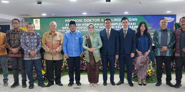 Bupati Anwar Sadat Hadiri Promosi Doktor di UI