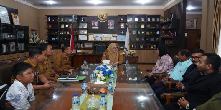 Bupati Dillah Terima Kunjungan Investor Malaysia