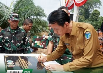 Bupati Fadhil Arief Resmikan Jembatan Boyle dan Jembatan Merah Putih