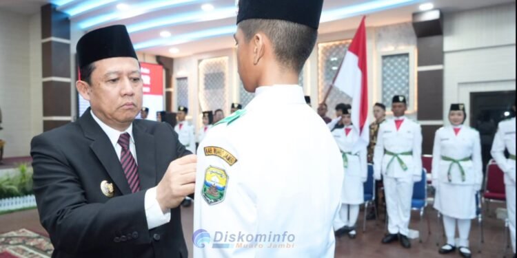 Pemkab Muaro Jambi Kukuhkan 38 Personel Paskibraka